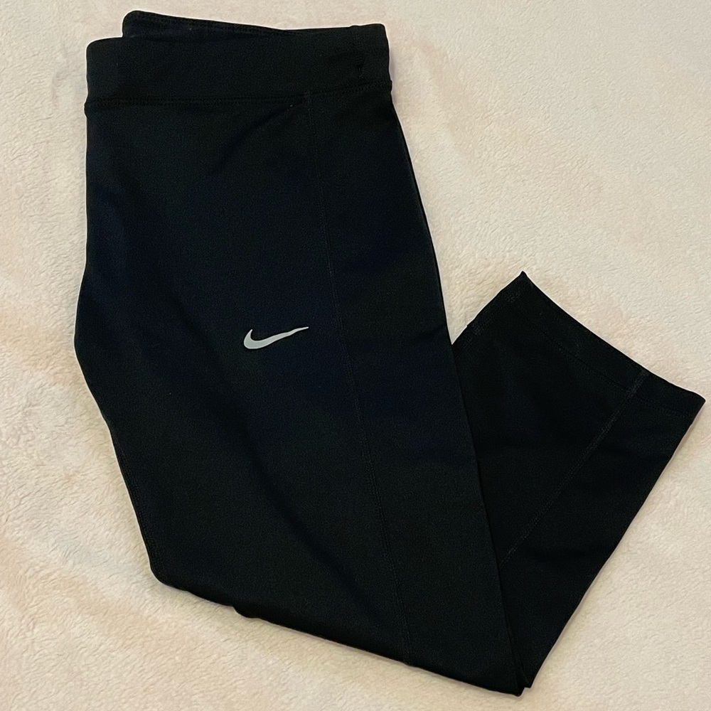 Nike Dri-FIT Capri Running Leggings with Mesh - Size Medium